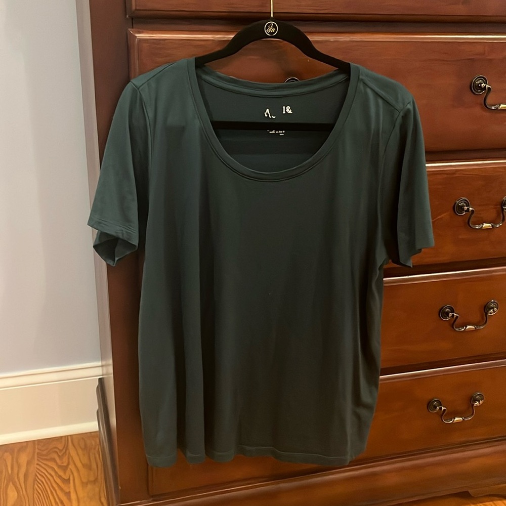 Wool& Scoop neck tee - green